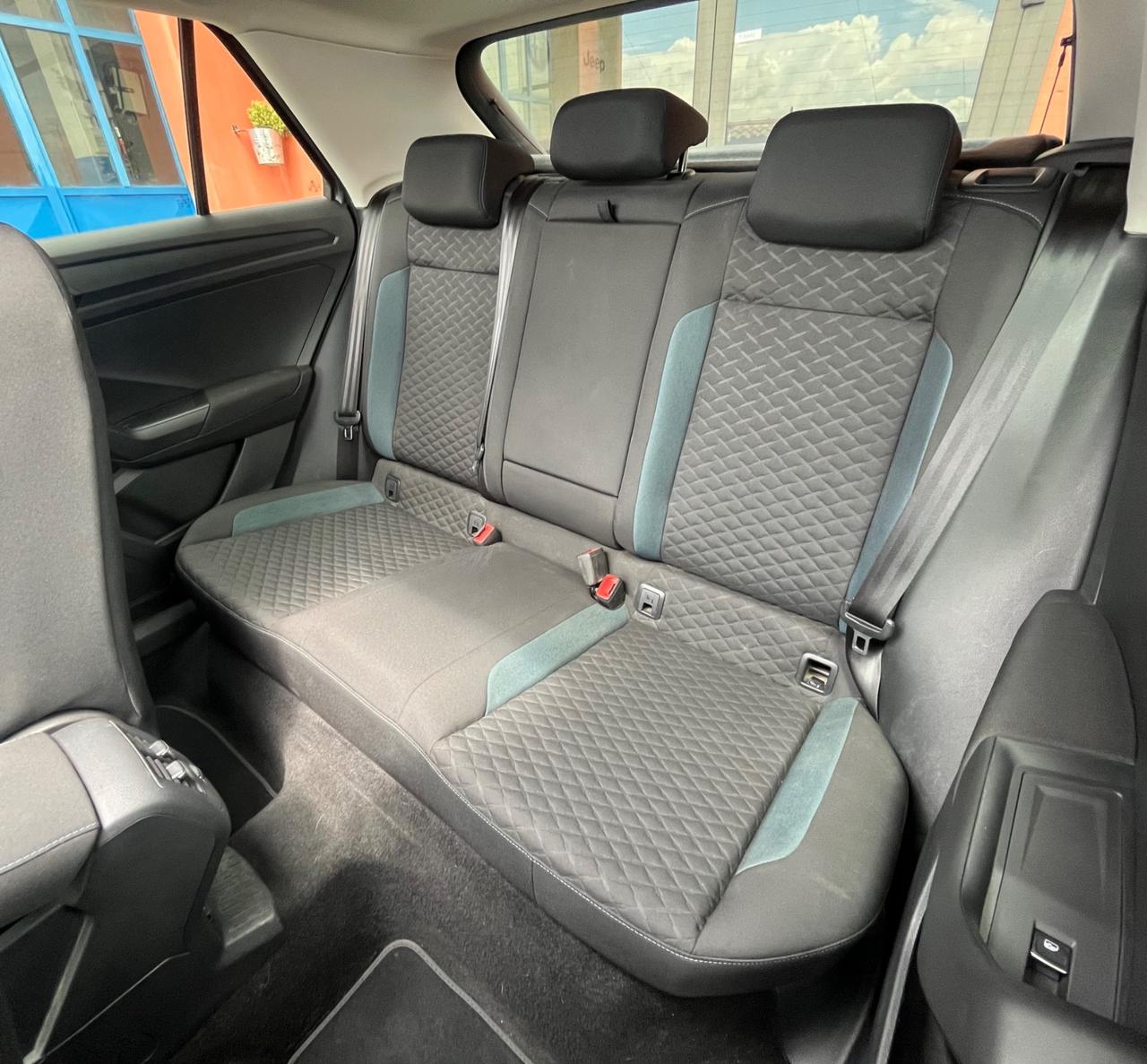 Volkswagen T-Roc 1.6 TDi IQ.Drive-Km 92500-