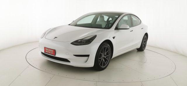 TESLA Model 3 RWD