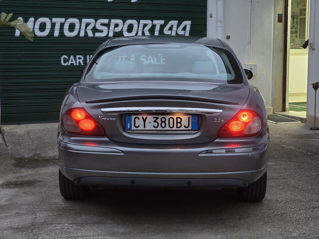 Jaguar X-Type 2.2D cat Executive