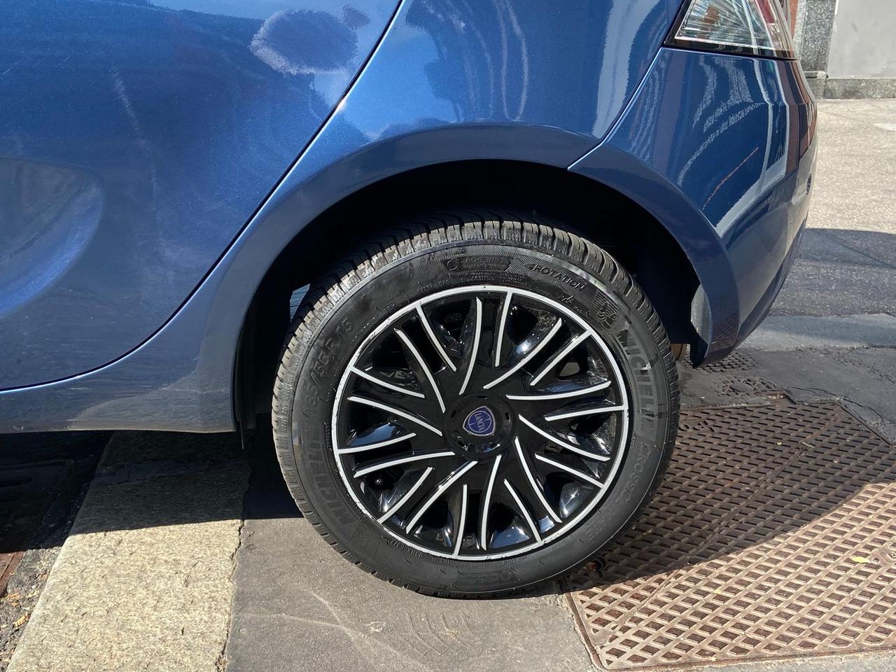 Lancia Ypsilon Gold 1.2 LPG #11069
