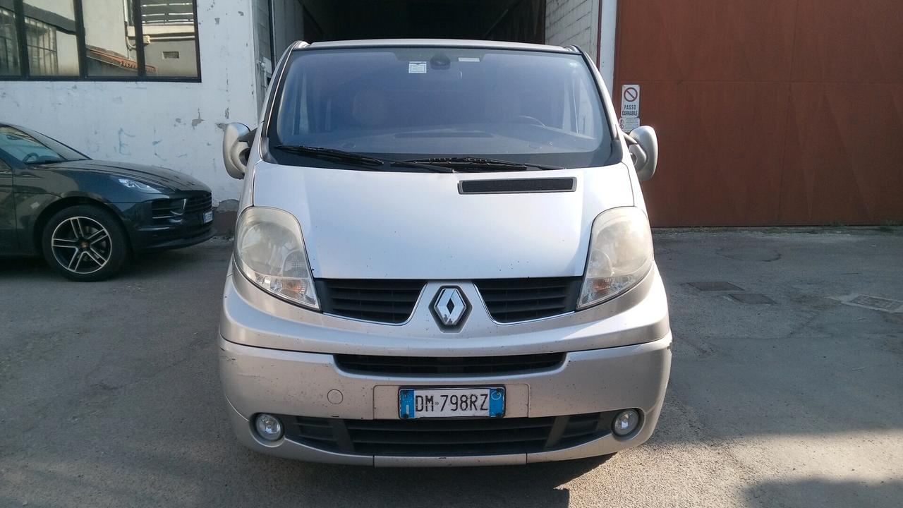 Renault Trafic 2.0 dCi/ 7 Posti