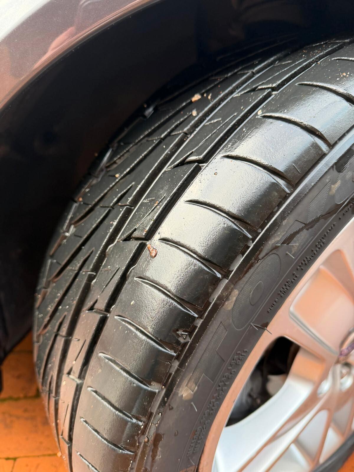 Volvo C30 2.4 D5 aut. R-DESIGN