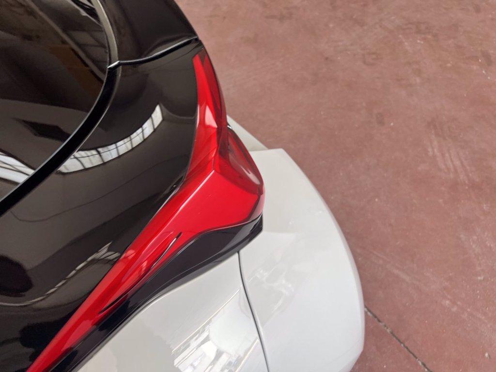 TOYOTA Yaris 1.5h 130 lounge del 2024