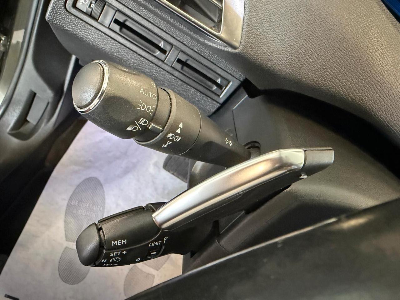 Peugeot 3008 1.2 PURETECH TURBO 130CV EAT6 ALLURE 2018