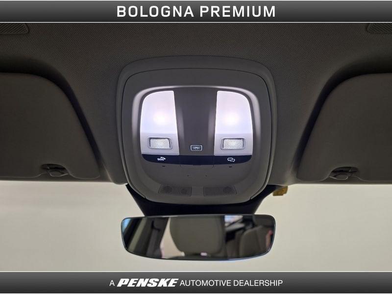 Volvo XC60 XC60 B4 (d) AWD automatico Plus Bright