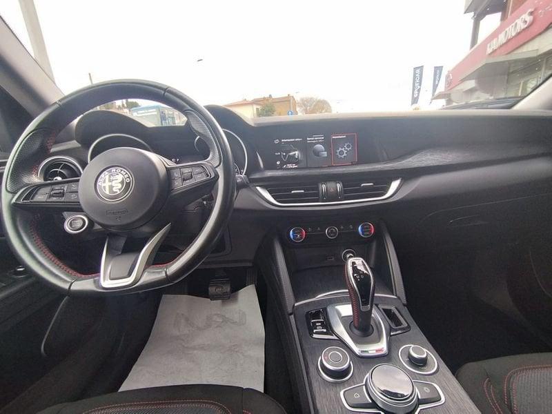 Alfa Romeo Stelvio 2.2 Turbodiesel 160 CV AT8 RWD Rosso Edizione