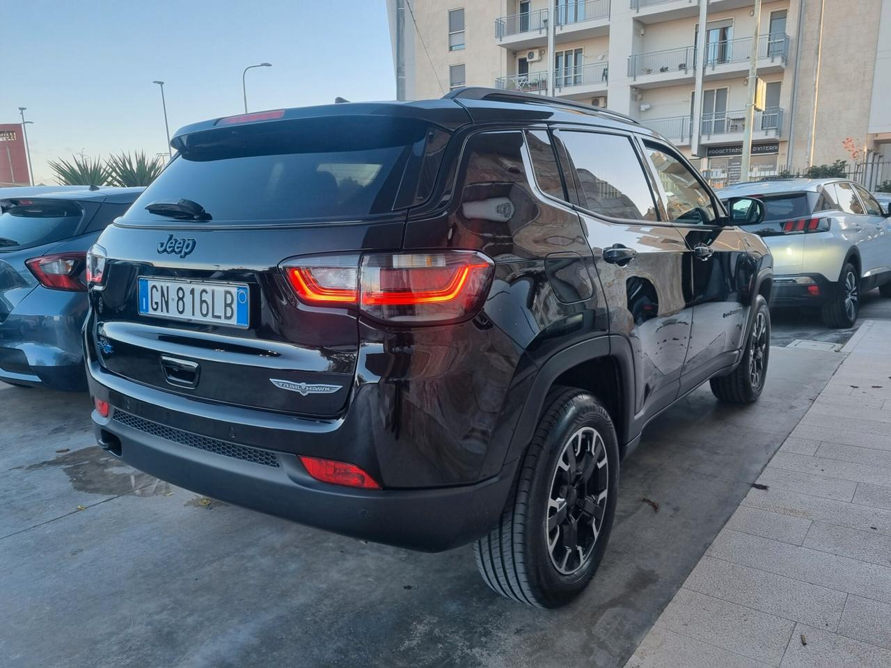 Jeep Compass 1.3 Turbo T4 PHEV AT6 4xe Trailhawk
