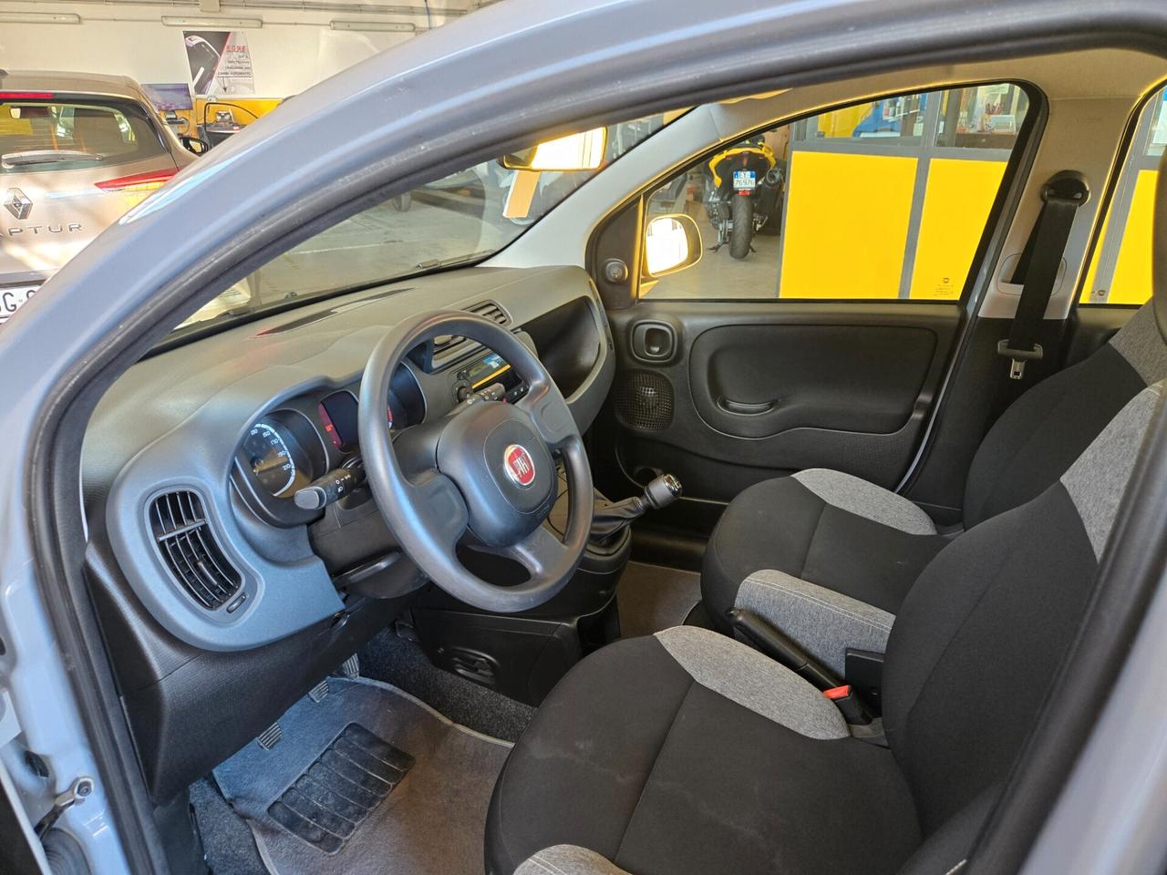 Fiat Panda Hybrid IVA ESPOSTA NEOPATENTATI
