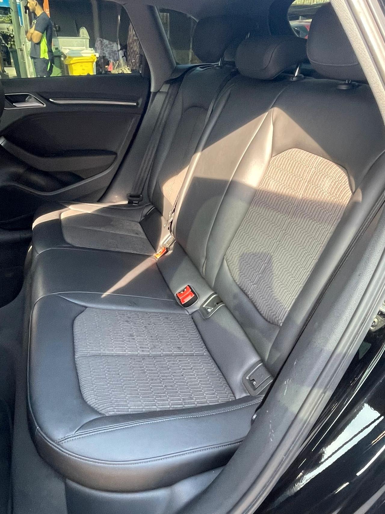 Audi A3 SPB 1.6 TDI 116 CV S tronic Business