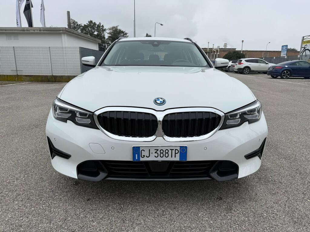 BMW Serie 3 Touring 320 e Sport Steptronic