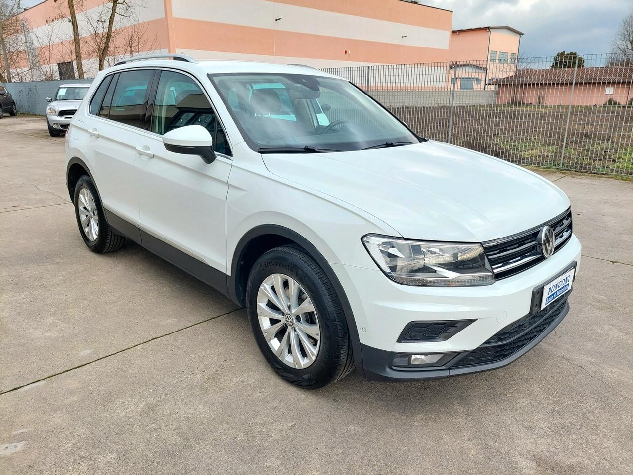 VW Tiguan 2.0 TDI DSG 4MOTION Business BMT - 2020