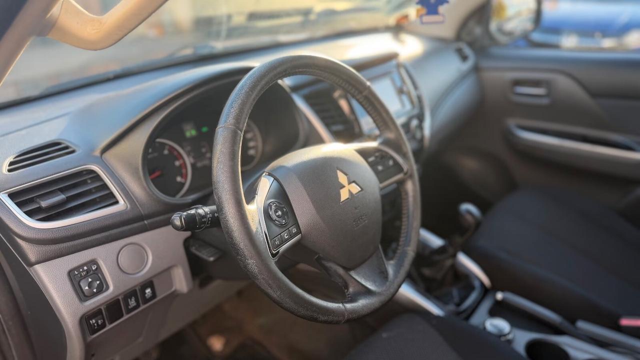 Mitsubishi L200 Plus, cabina doppia 4WD