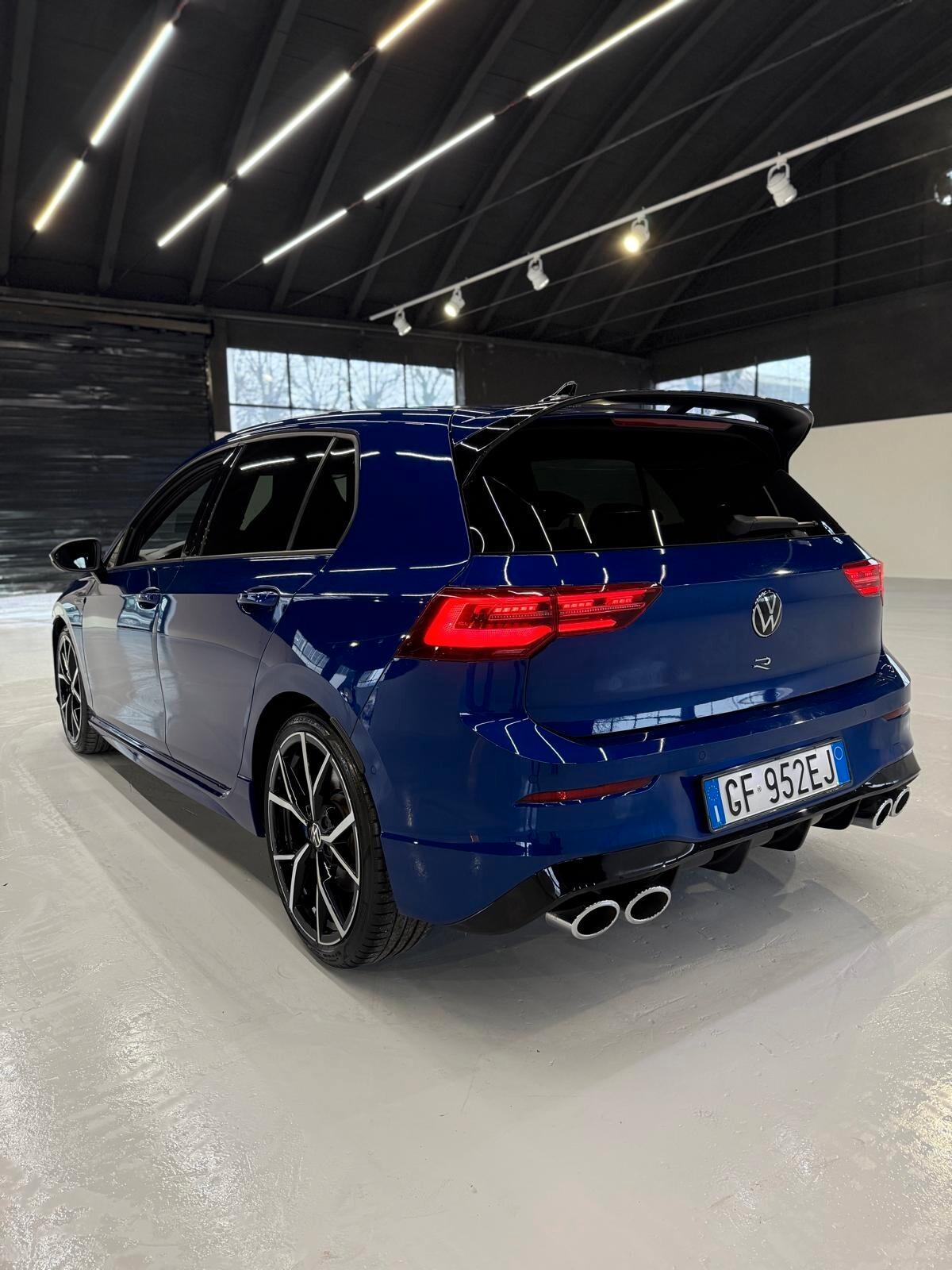 Volkswagen Golf R