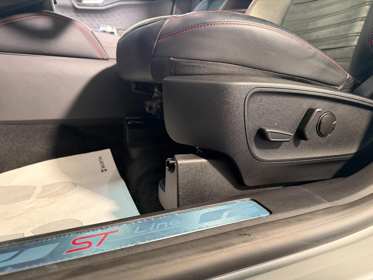 Ford Kuga 1.5 EcoBlue 120 CV aut. 2WD ST-Line