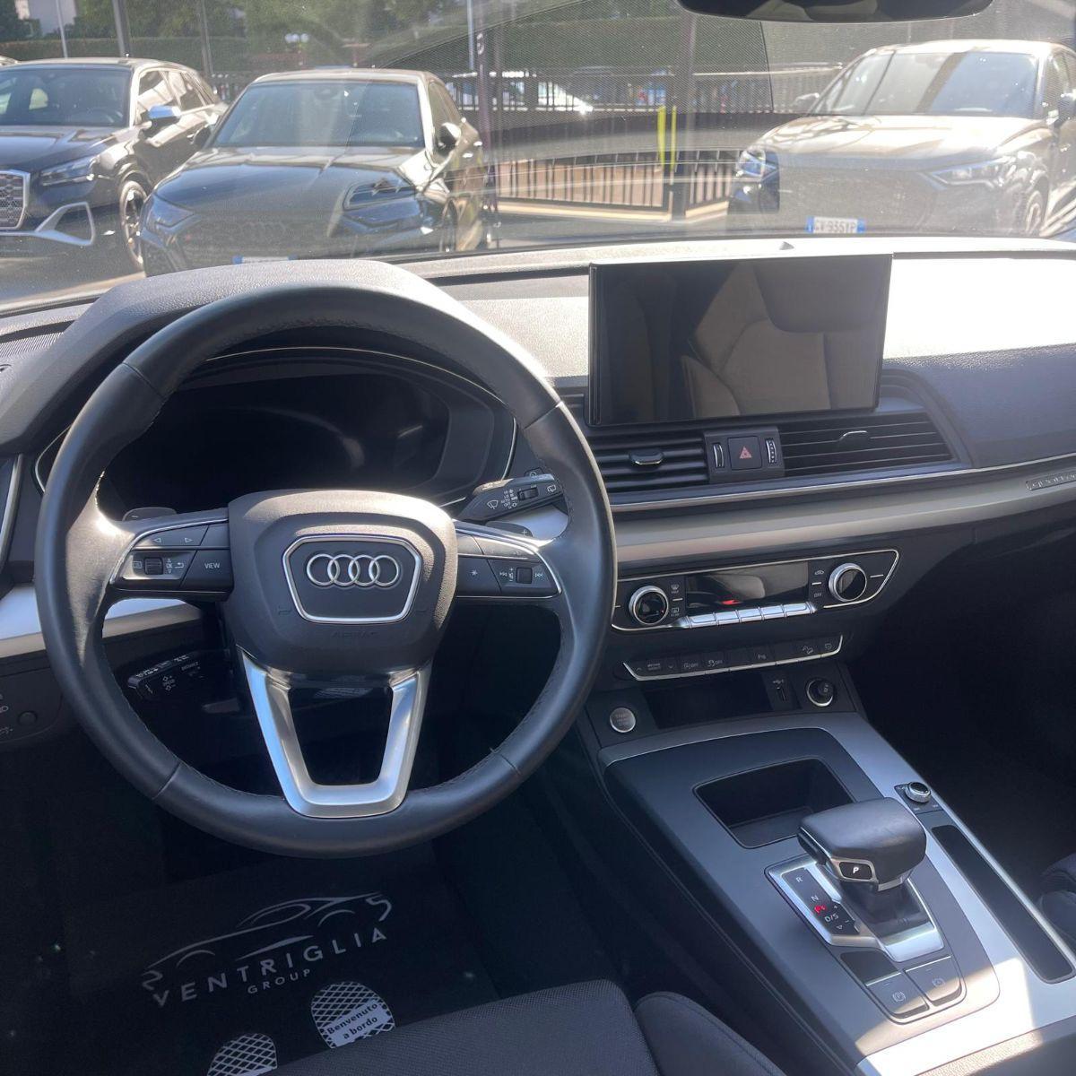 AUDI Q5 Sportback 40 TDI quattro S tronic S line