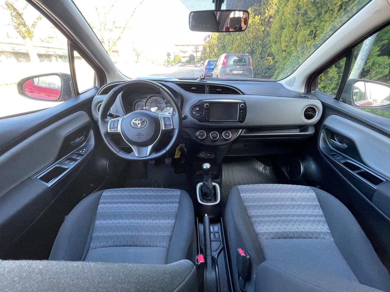 Toyota Yaris 1.0 5 porte Lounge