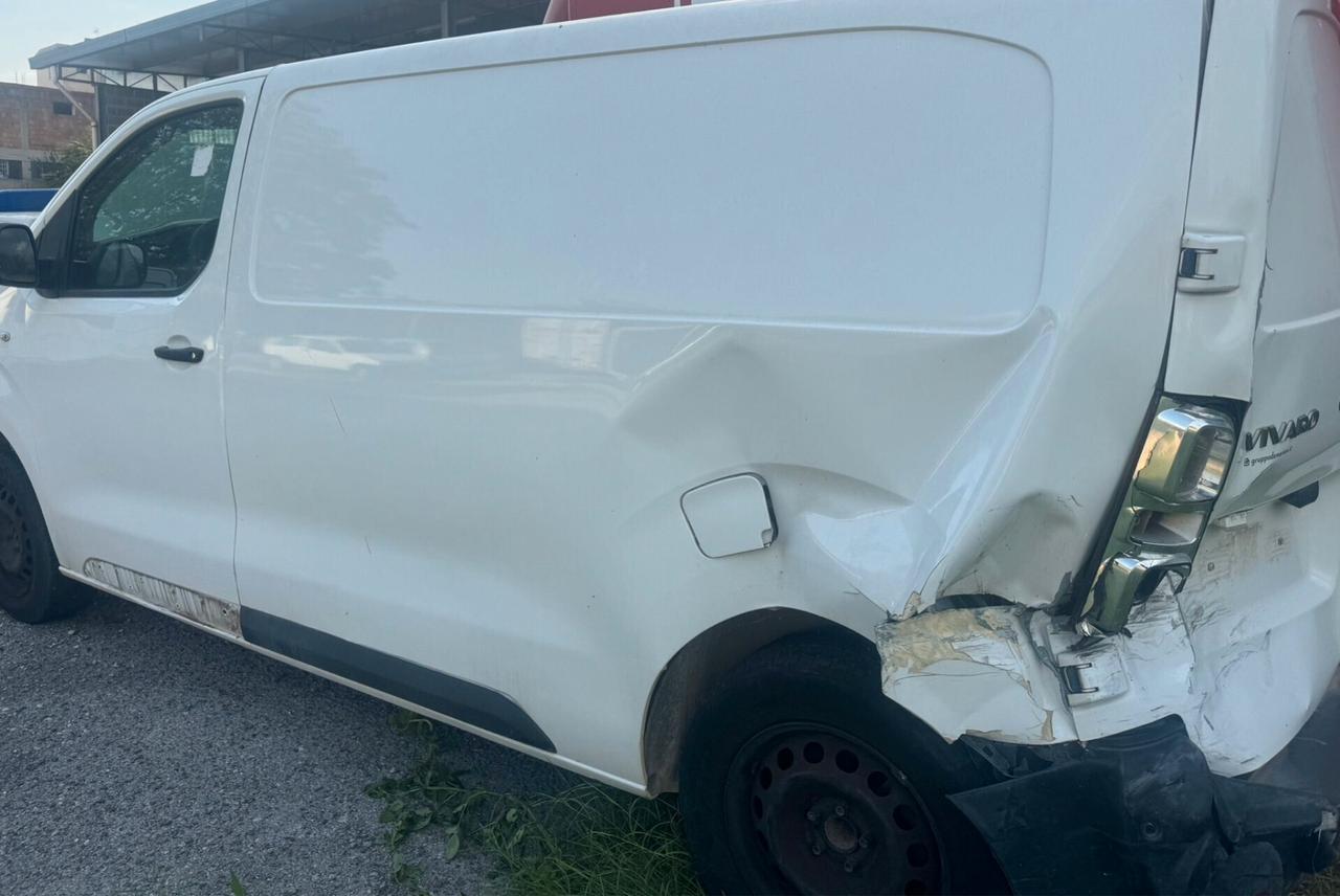 Opel Vivaro 2020 1.5 Diesel SINISTRATO/FUSO