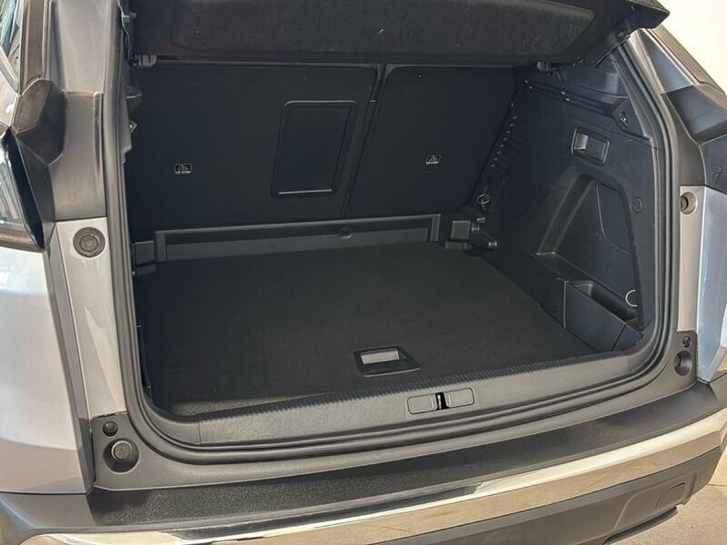 Peugeot 3008 BlueHDI 130 EAT8 Allure Pack