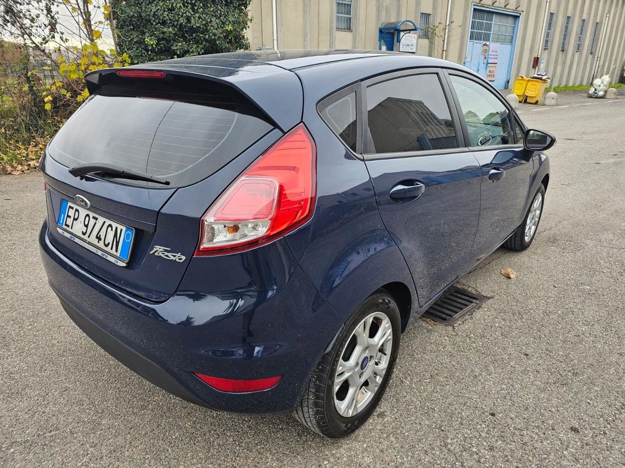 Ford Fiesta 1.2 60CV 5 porte Titanium