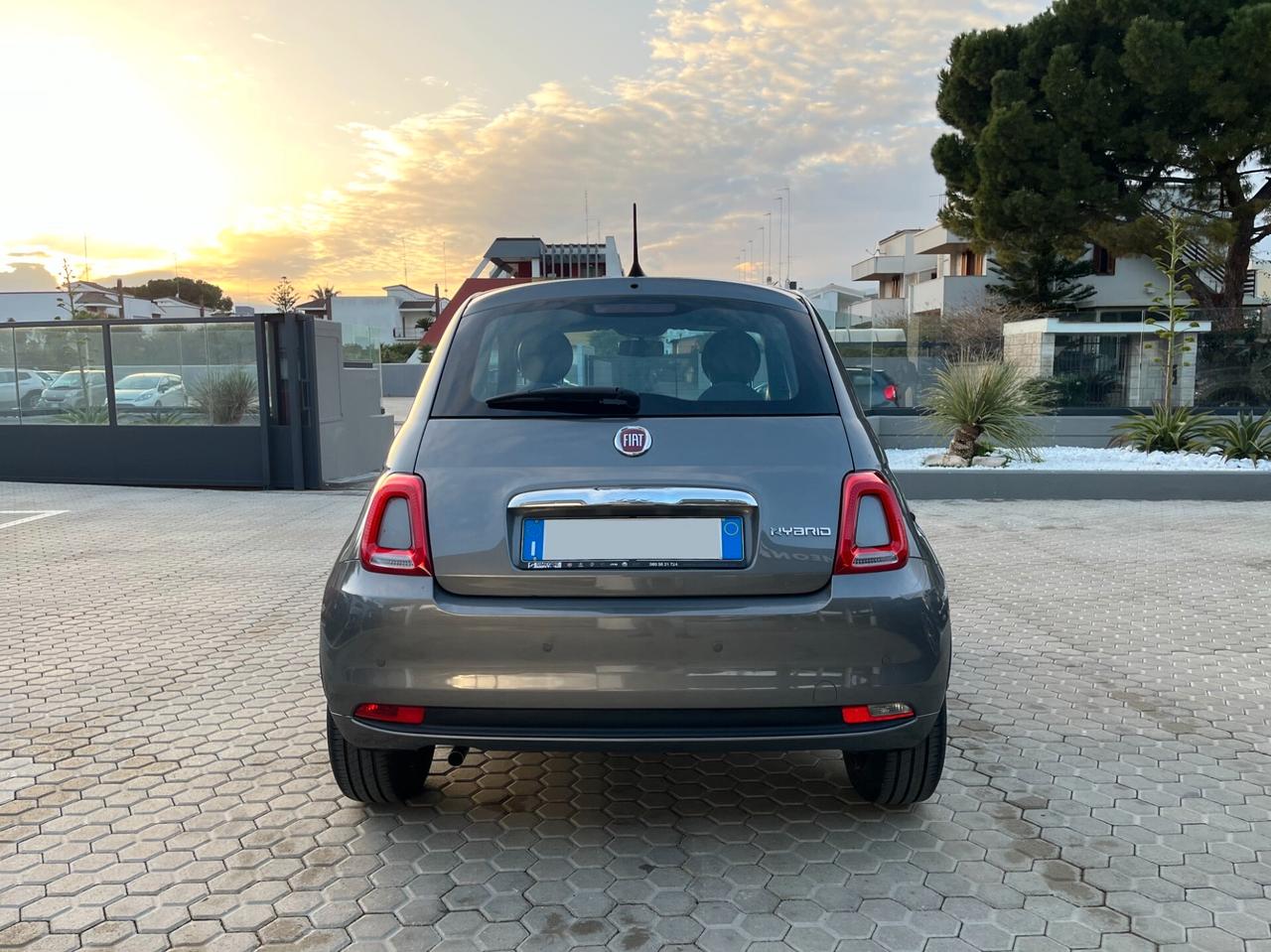 Fiat 500 Club 1.0 Hybrid