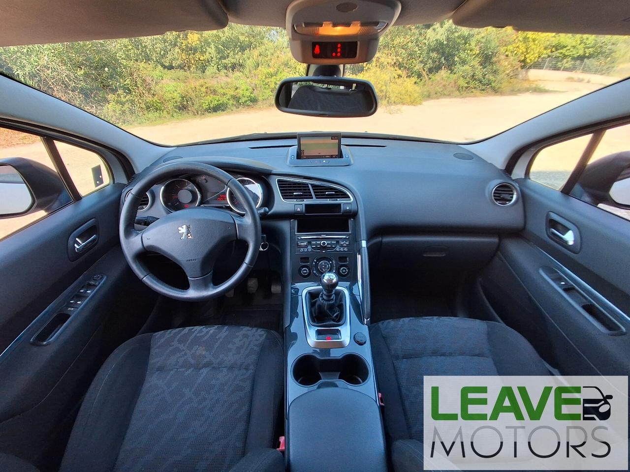Peugeot 3008 1.6 HDi 112CV (M1591)
