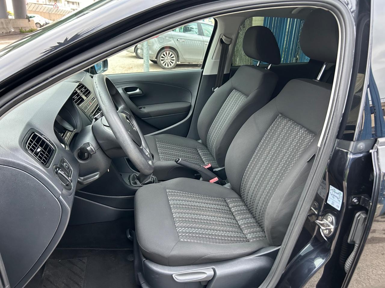 Volkswagen Polo 1.4 TDI 75 cv 2015