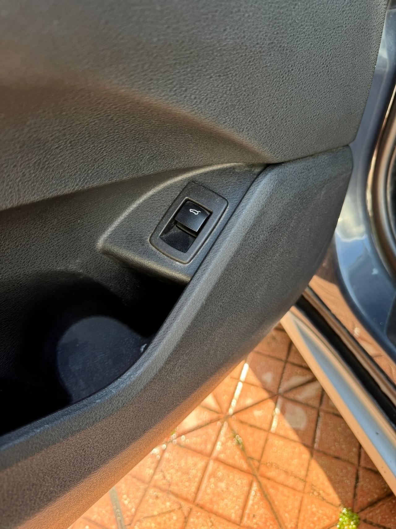 Bmw X1 sDrive18d Sport automatico da vetrina