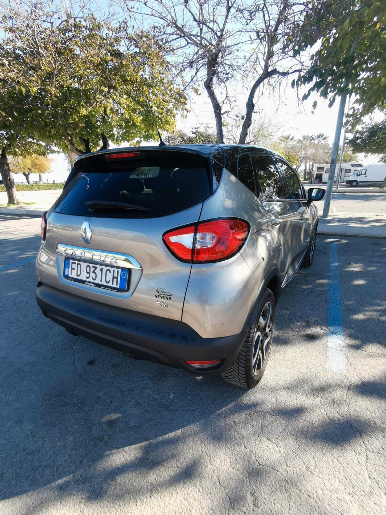 Renault Captur TCe 12V 90CV Energy Zen 2016