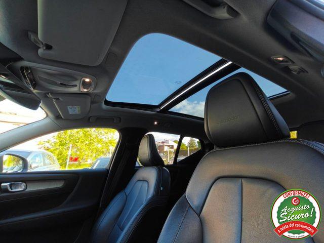 VOLVO XC40 D3 AWD Geartronic Inscription