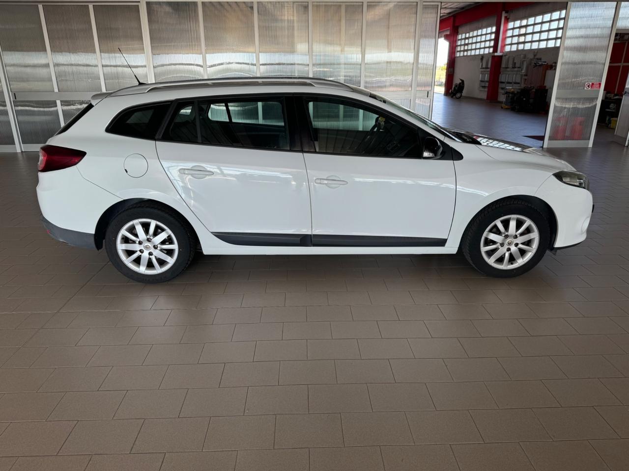 Renault Megane Mégane 1.6 SporTour Attractive