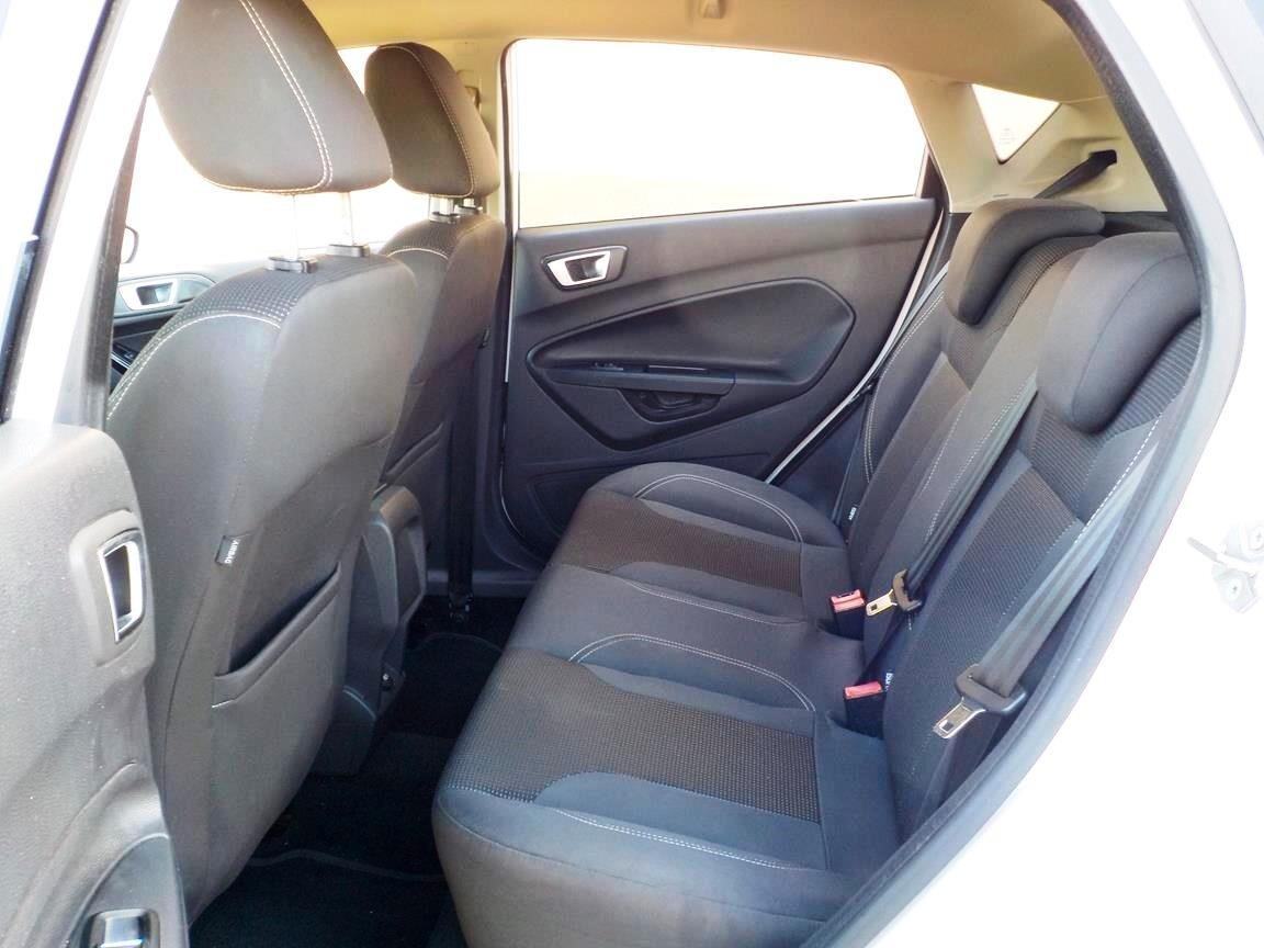 Ford Fiesta 1.5 TDCi 75CV 5 porte Titanium