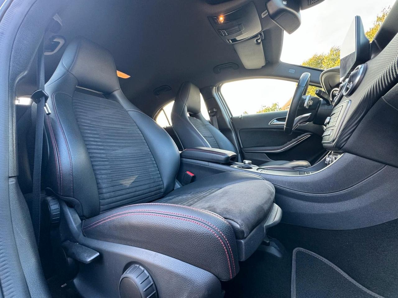 MERCEDES- BENZ A 180 d AUTOMATIC PREMIUM