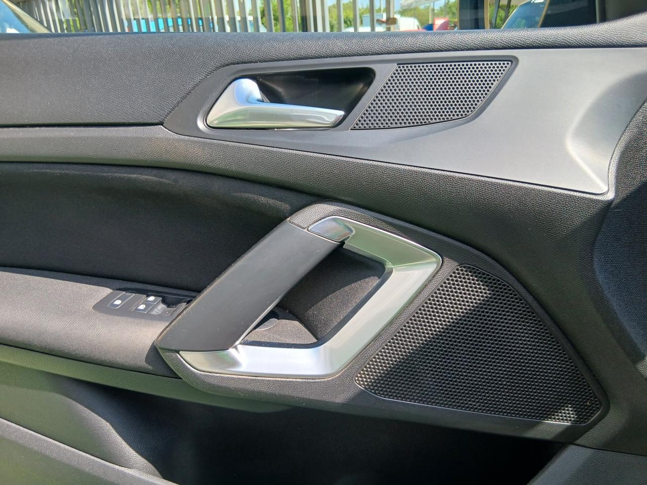 Peugeot 308 1.5 Blue-HDi