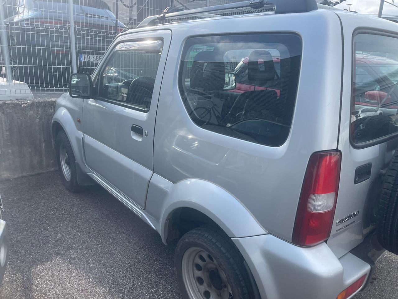 Suzuki Jimny 1.3i 16V cat 4WD JLX NEOPATENTATI