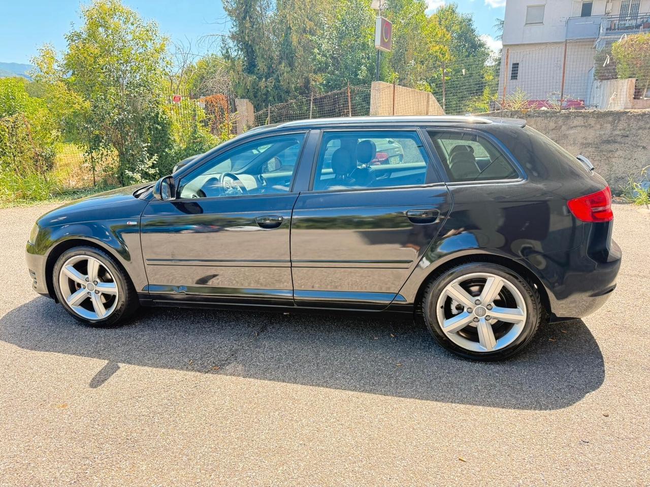 Audi A3 SPB 1.6 TDI 105 CV CR Ambition