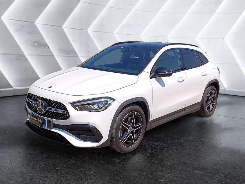 Mercedes-Benz GLA 200 d Premium 4matic auto