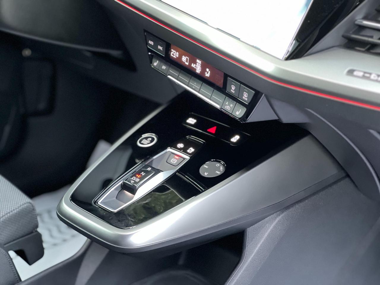 Audi Q4 e-tron 45 S line edition quattro 286cv