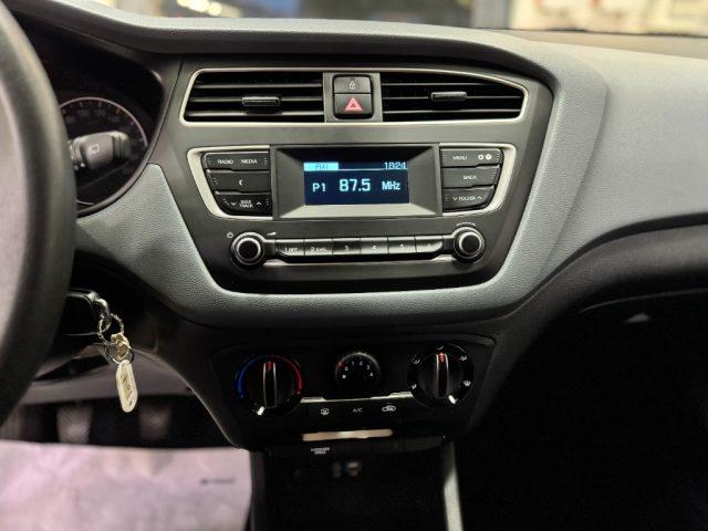 HYUNDAI i20 1.2 5 porte Connectline