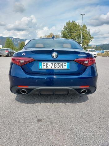 Alfa Romeo Giulia Q4 Veloce 2.2 Turbodiesel 210 CV