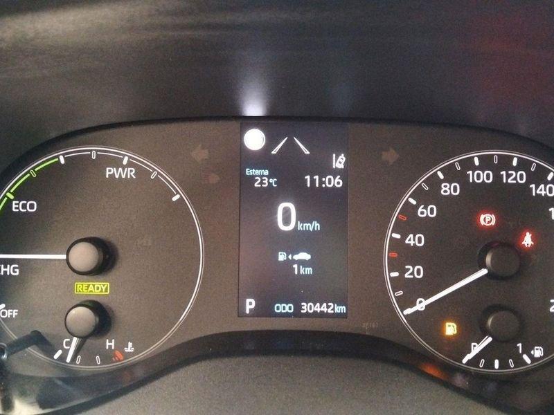 Toyota Yaris Hybrid Active MY22