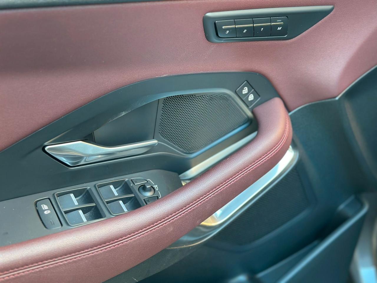 Jaguar E-Pace 2.0D 163CV AWD Auto R-Dynamic TETTO