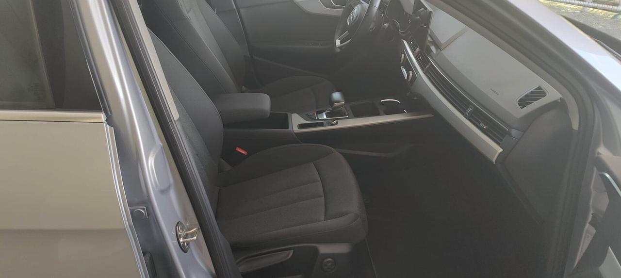 Audi A4 Avant 35 TDI/163 CV S tronic Business Advanced