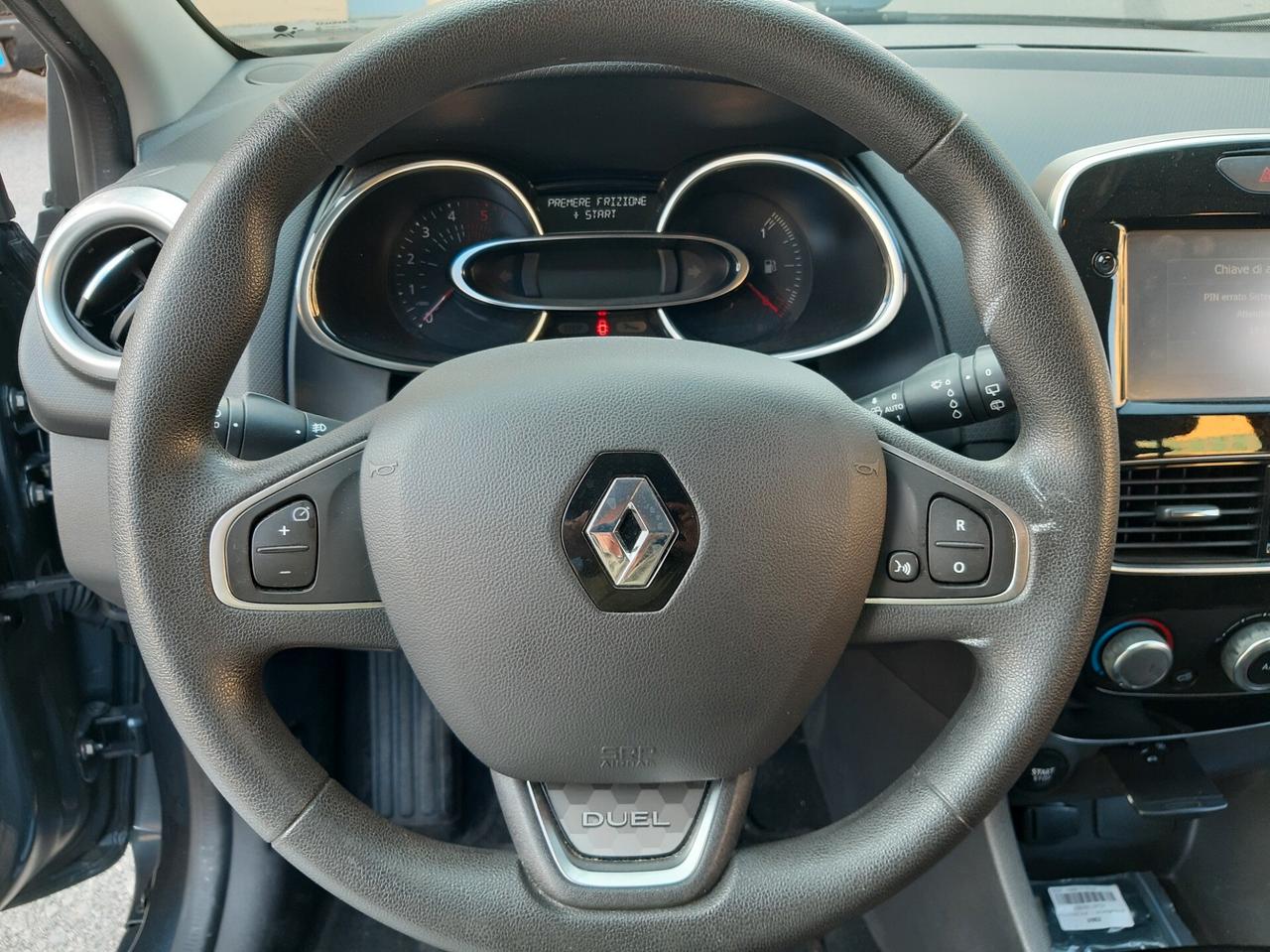 Renault Clio dCi 8V 75 CV 5 porte Duel
