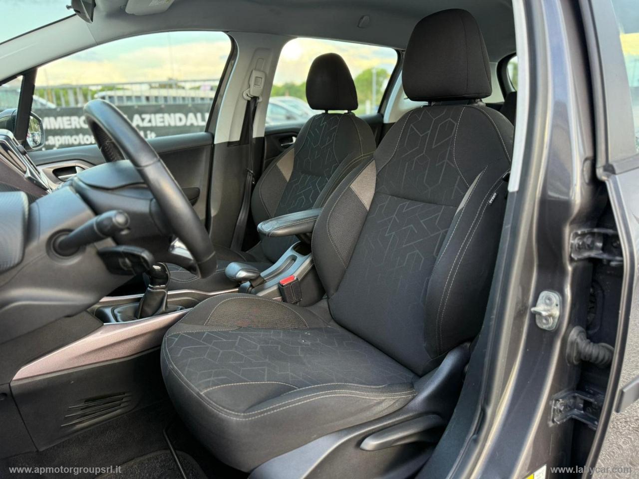 PEUGEOT 2008 PureTech 82 Allure