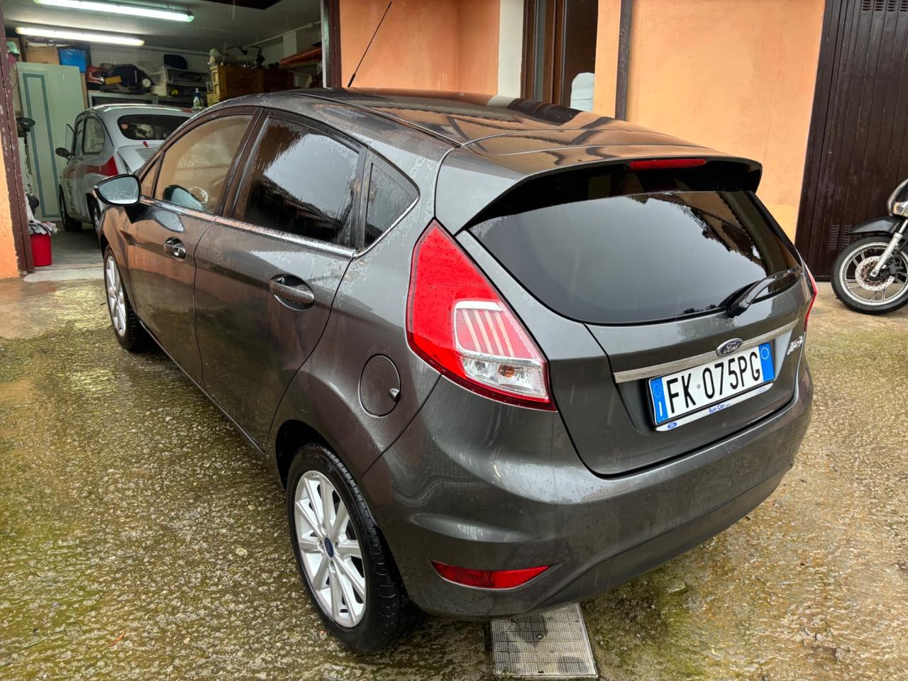 Ford Fiesta 1.5 TDCi 75CV 5 porte Titanium