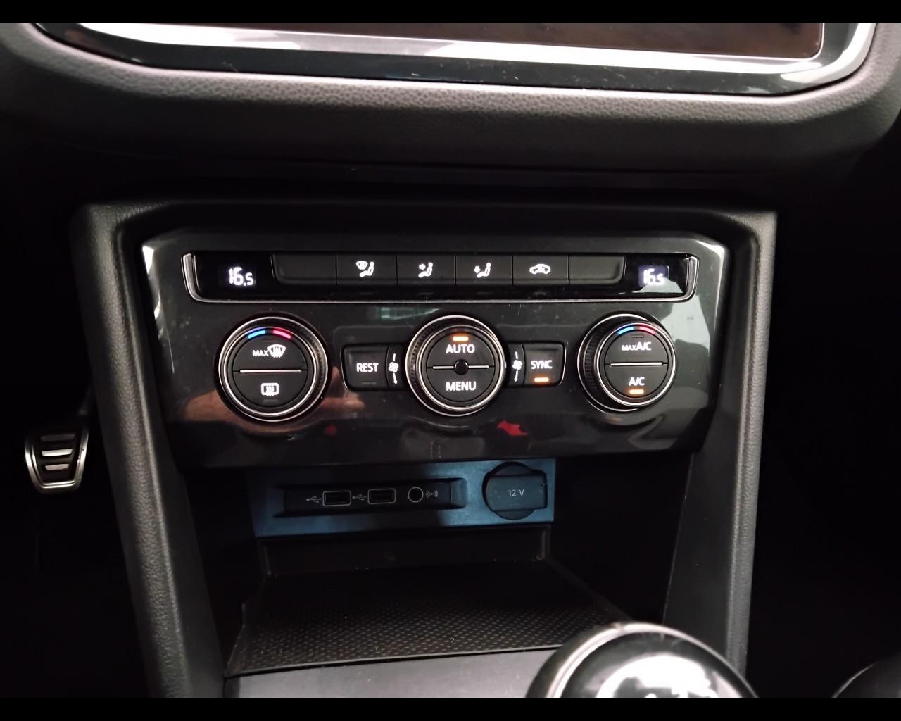VOLKSWAGEN Tiguan II 2016 - Tiguan 1.5 tsi Sport 130cv
