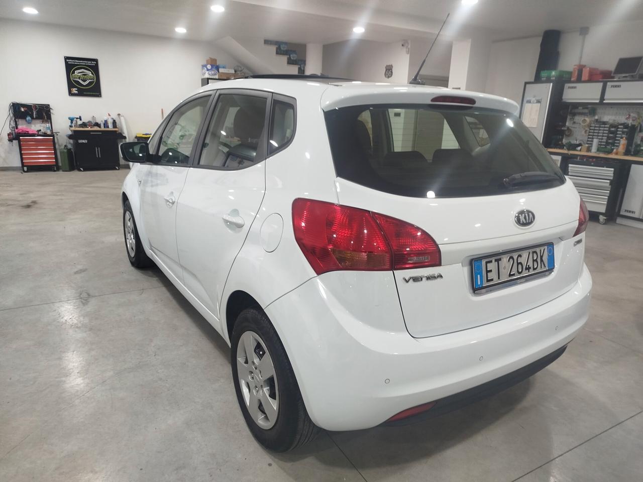 Kia Venga 1.4 CRDi 90CV Cool