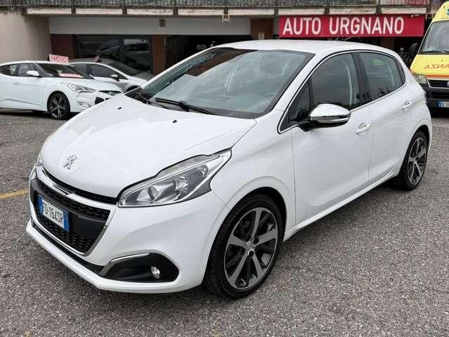 Peugeot 208 208 I 2015 5p 1.6 bluehdi GT Line 100cv