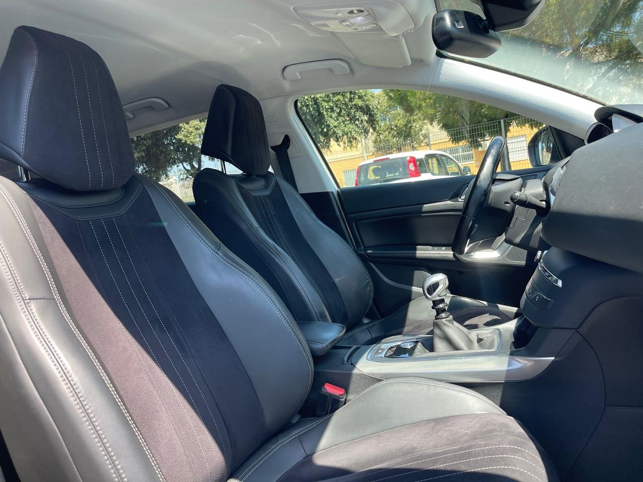 Peugeot 308 1.6 Blue HDI 120 Allure #11595
