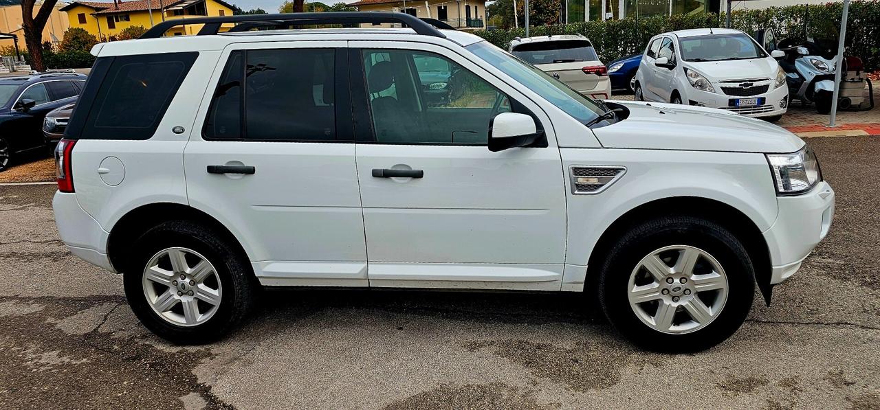Land Rover Freelander 2.2 SD4 S.W. SE